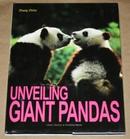 UNVEILING GIANT PANDAS【熊猫的秘密】画册