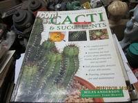 Cacti (<仙人掌>）  花卉书籍