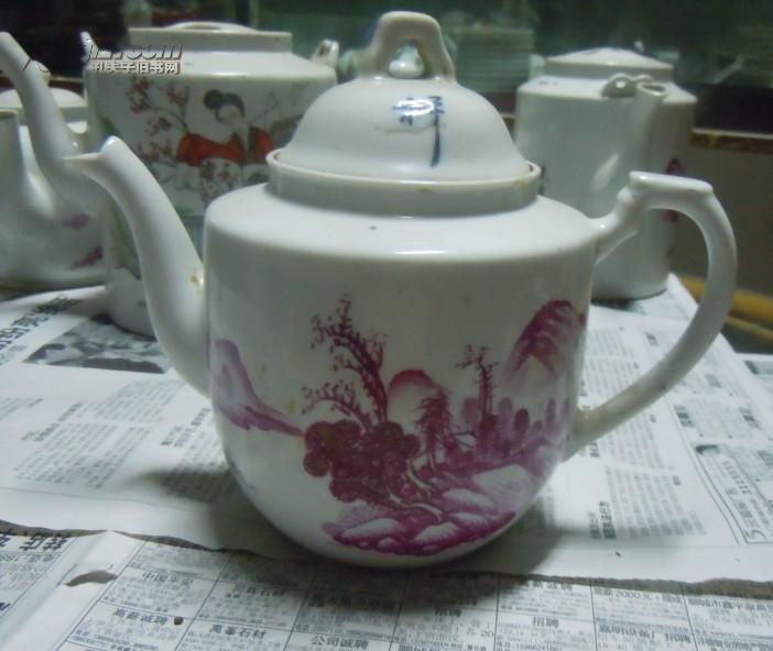 民国时期的胭脂红山水茶壶  包老 