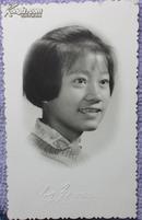 上海红花照相馆  1967年女子照（背有题字）