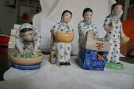 景德镇官窑青花人物雕塑瓷组雕：制茶姑娘