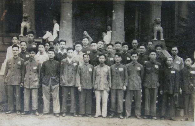 “华东区海员工会”1951年文改干部训练班合影（老照片）