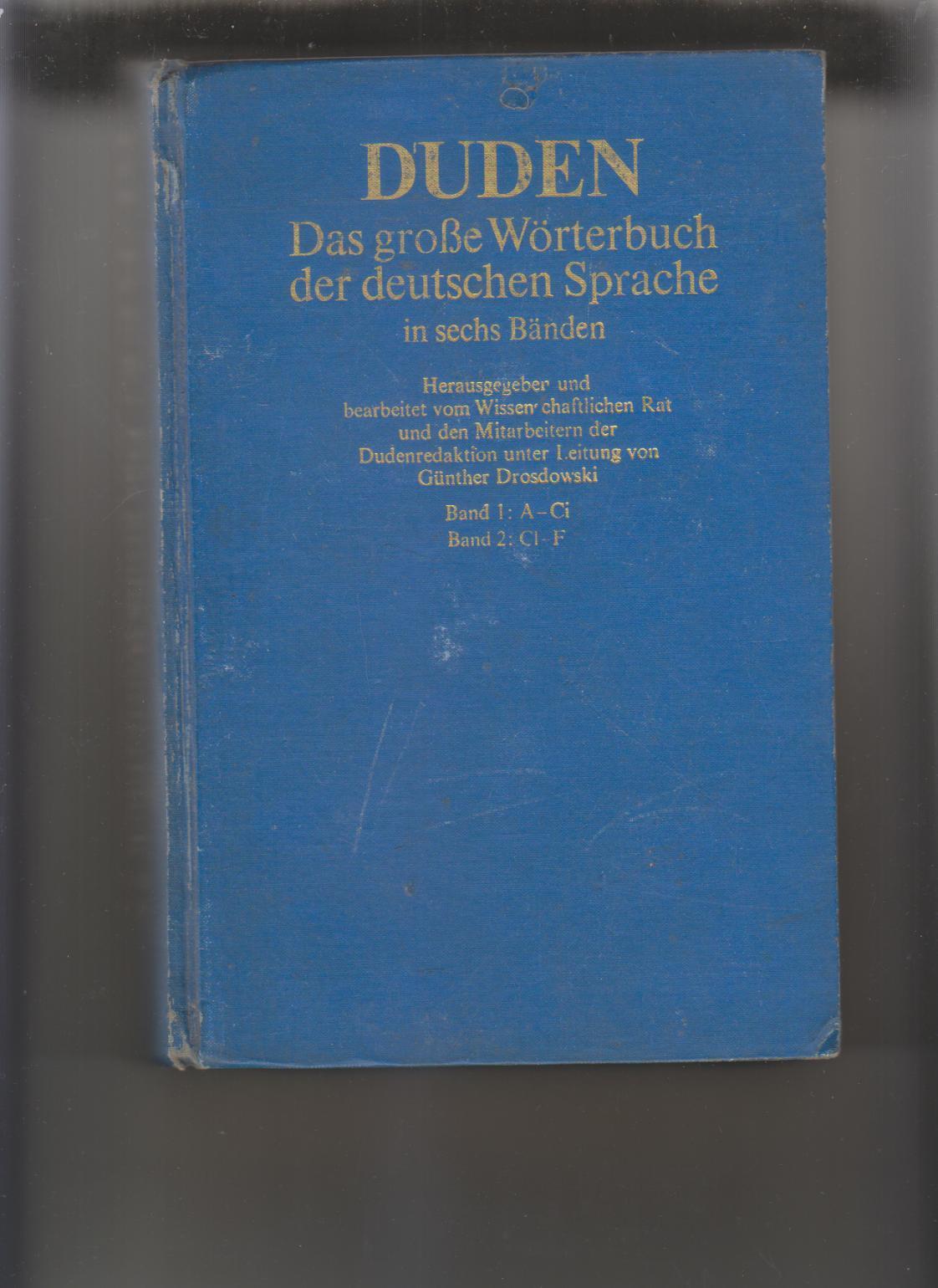 《杜登德语词典》共2册分4部分Bnd1:A-G,Bnd2:CI-F,Bnd3:G-Kal,Bnd4:Kam-N，2册书厚约100毫米，重约4斤半（2250克）