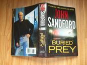 BURIED PREY JOHN SANDFORD【约翰.桑福德 埋猎物（买家自译）】外封书口有两处裂口