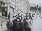 早期（54年）老照片：于（北京）清华大学图书馆合影