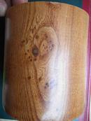 带花纹的影子木--【【上世纪八九十年代--笔筒】】高10.3--直径9.5厘米