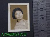 老照片【B-11】1965年美女登记照   3.8X2.8CM