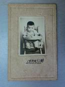 民国照片：上海兰心照相馆，7个月大儿童坐车，带卡