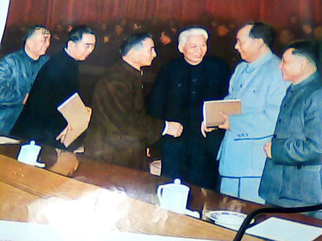 毛泽东同志 周恩来同志 刘少奇同志 朱德同志 邓小平同志（四开宣传画）保真