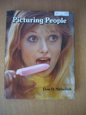 Picturing people  描繪人   圖文本
