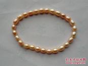 女式带粉色珍珠手链