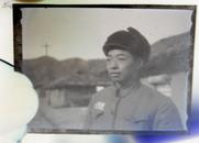 中国人民志愿军393部队战士李本立黑白底片5张，带照相馆照片袋【不带冲洗的照片，照片效果系根据底片处理】