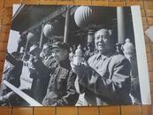 原版照片 ：毛主席和林彪在天安门城楼上（30cm*23cm）