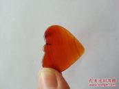 红玉玛鸡心坠