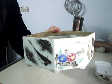 清中后六棱水仙瓷花盆
