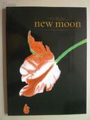 暮光之城2：新月（new moon)特辑【光盘附送《new moon》原声大碟】 16开本