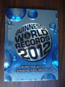 Guinness World Records 2012:bursting with amazing new records 精装12K