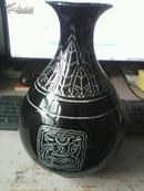 磁州窑花瓶。