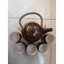 景德镇彩瓷提梁茶壶一把+瓷杯五只（未使用过）含茶漏，杯子高7.5厘米，直径6厘米