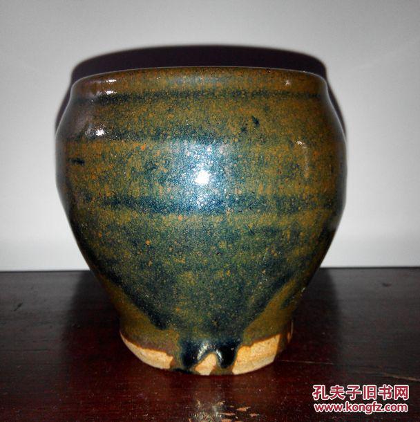 明代磁州窑黑釉罐，高10厘米，口径9.5厘米，无裂，作建水置茶具皆可。