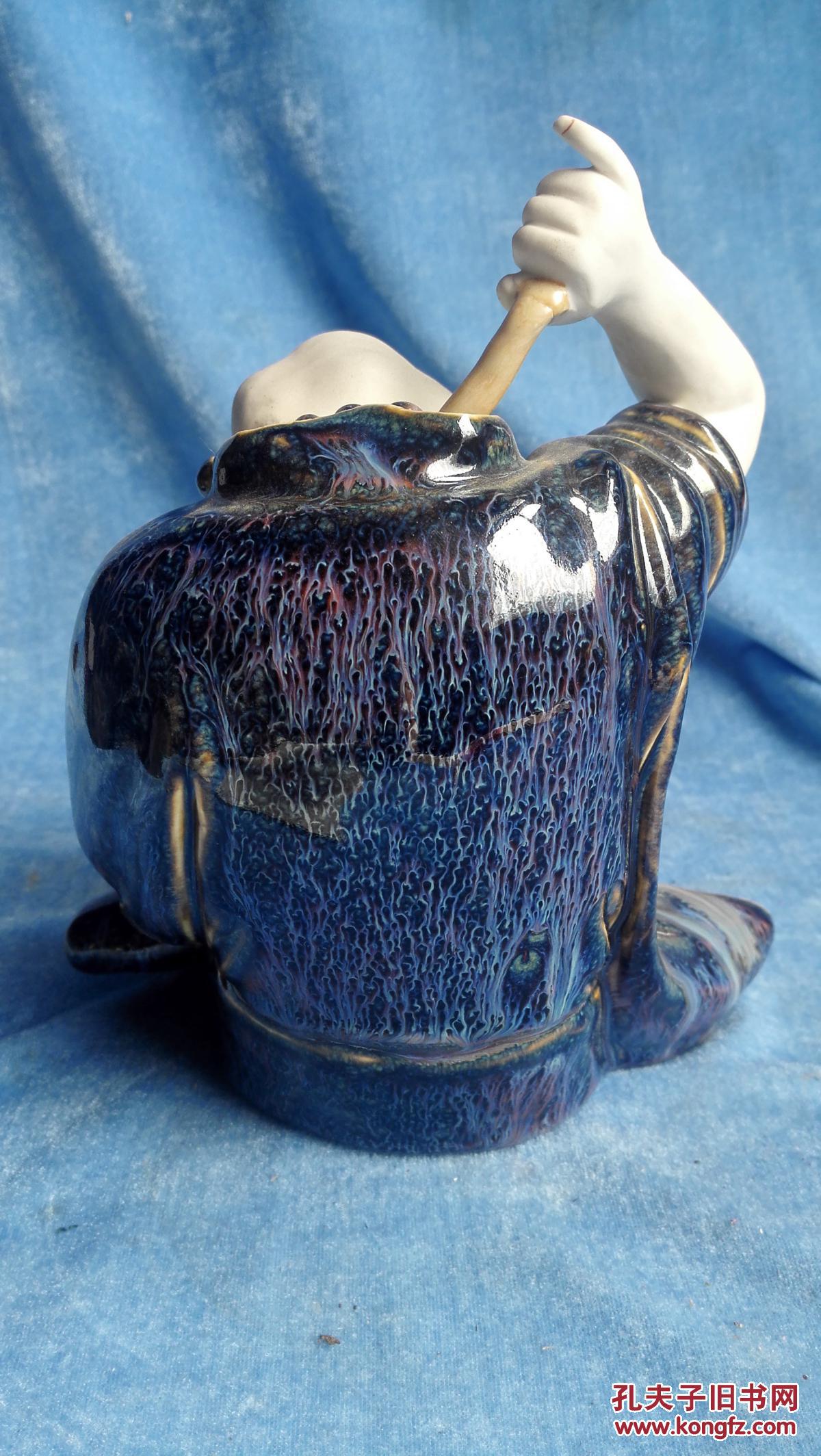 80年代景德镇瓷雕塑厂出瓷,品好,重约3斤 拍品编号:27805952