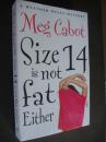 Size 14 Is Not Fat Either: A Heather Wells Mystery  全新