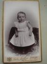 CDV老照片，约1860至1900年德国哥廷根Gebr Noelle 照相馆 女孩肖像，尺寸10x6cm，好品，CDV067