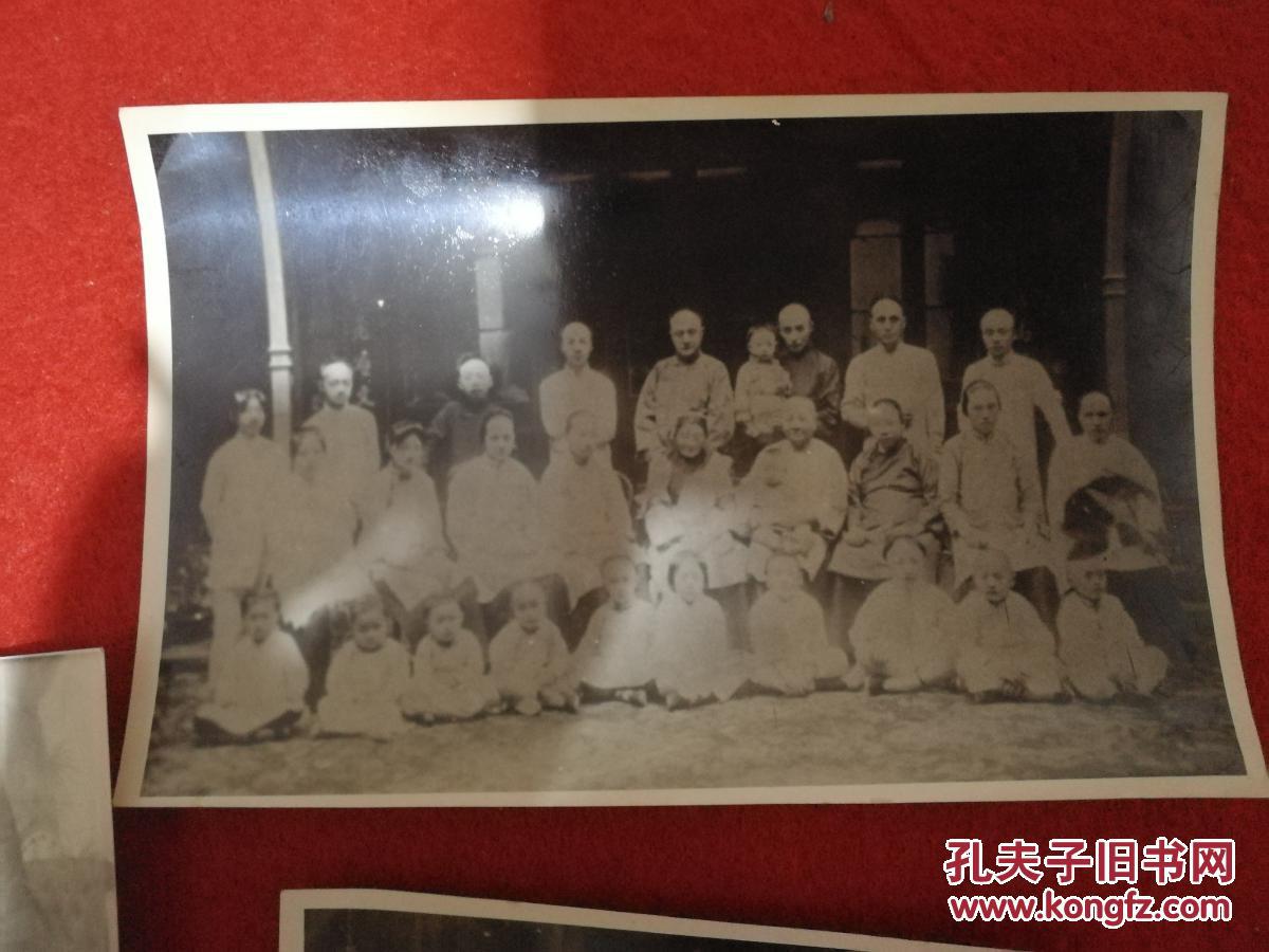 清末民国初上海大户人家照片三张——（一个男人两个老婆，N个子女）