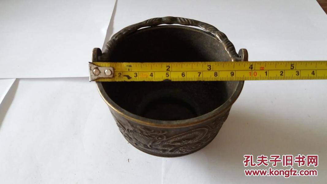 铜制，钵？锰？桶？直径9.5cm