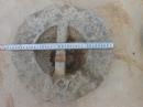 石器；石盖老石材新工艺文字英文字母是后刻的盖面直径40厘米盖底直径36厘米厚35毫米总厚10厘米重约40市斤