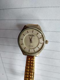 GEYA格雅女款小巧手表(旧手表)
