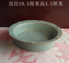 汝窑折沿花口笔洗9115