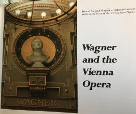 《瓦格纳传 》 《瓦格纳音乐的回荡》  《完美的瓦格纳迷 》 套装本 有套盒   音乐的回荡是卡尔肖（John Calshaw）对瓦格纳的音乐述评 最后这册是萧伯纳对瓦格纳作品的评论专著  12开本 铜版纸印刷  有套盒