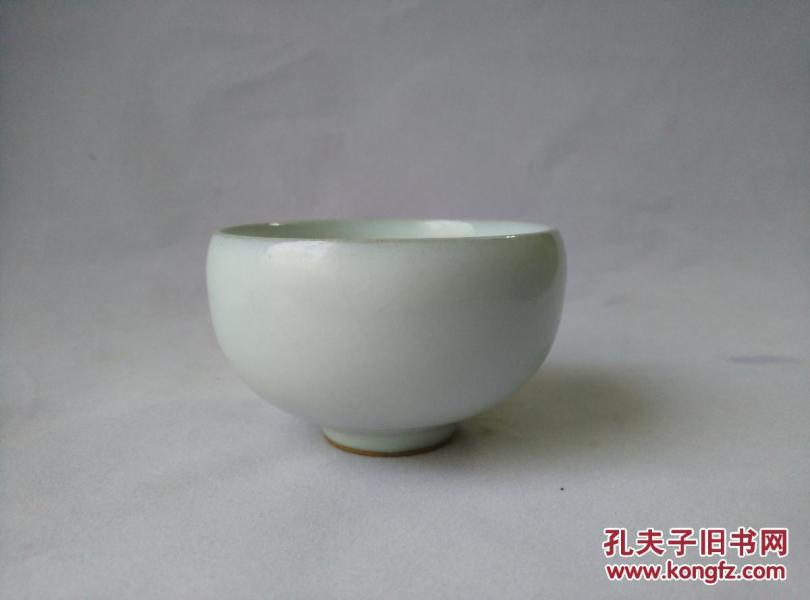 河南汝州汝窑茶具乳白釉单手罗汉杯