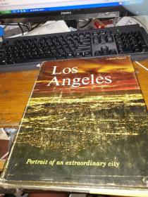 洛杉矶（画报）1968年出版 用海量的图片展现了当时的洛杉矶状况 一大堆签名