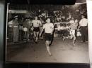 香港民国时期大球场球员入场运动沙龙大尺幅银盐老照片一张