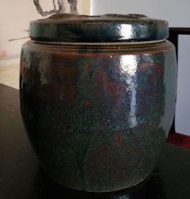 清代磁州窑葡萄纹盖罐，口径19厘米，高22.5厘米，无裂。