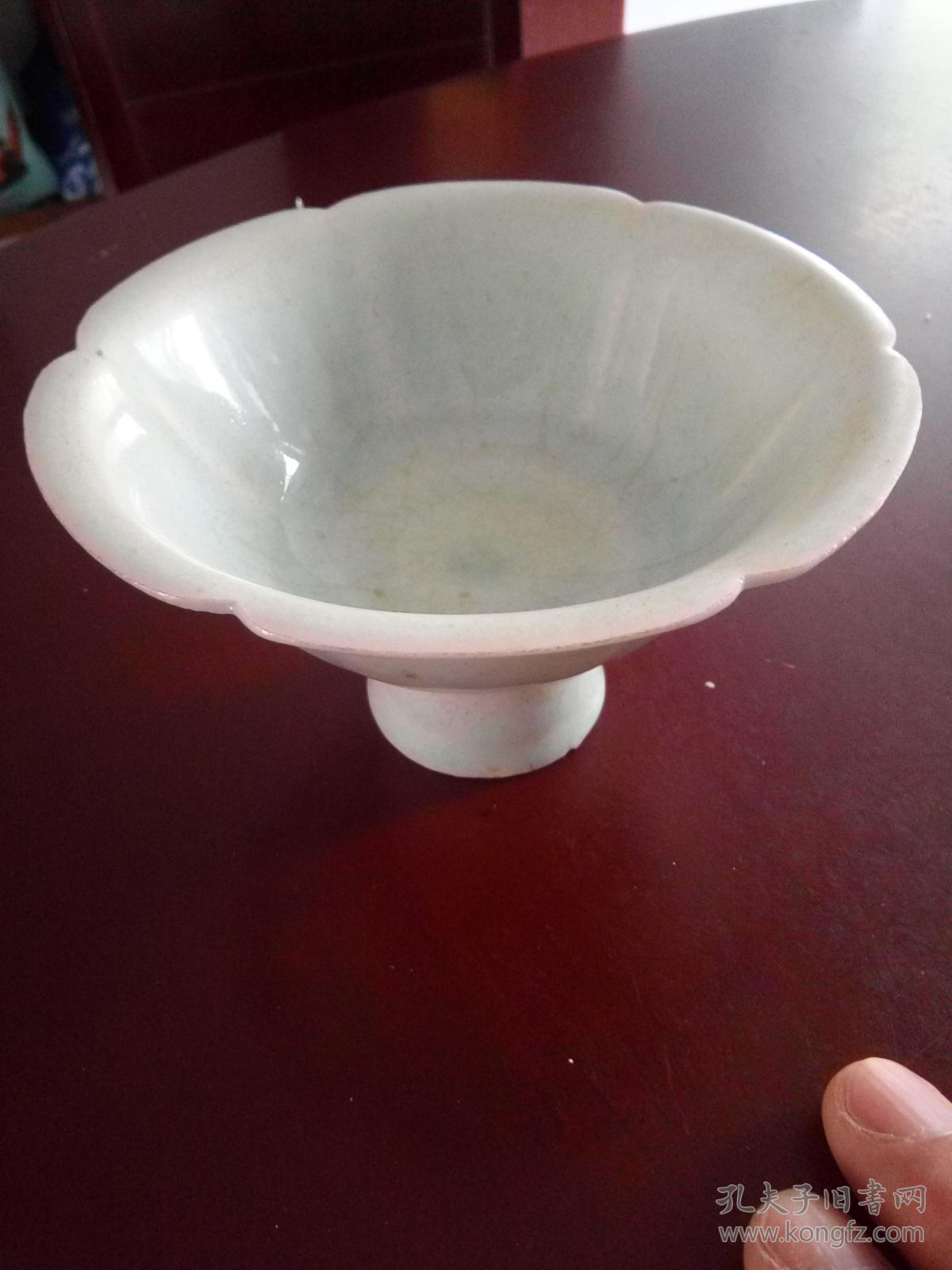 影青海棠盏