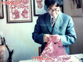 ●文创精品！剪纸艺术家刘炬峰作品30幅《儿童杂技艺术》【1975年厚册38X28公分】！