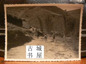 收藏品，珍贵，老照片 《中国云南山村，孩子》1938年版