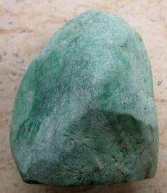 去皮翡翠毛料山子 原石缅甸 文玩收藏象形奇石观赏石