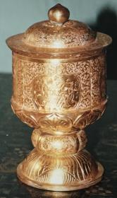 錾刻宗教祭器