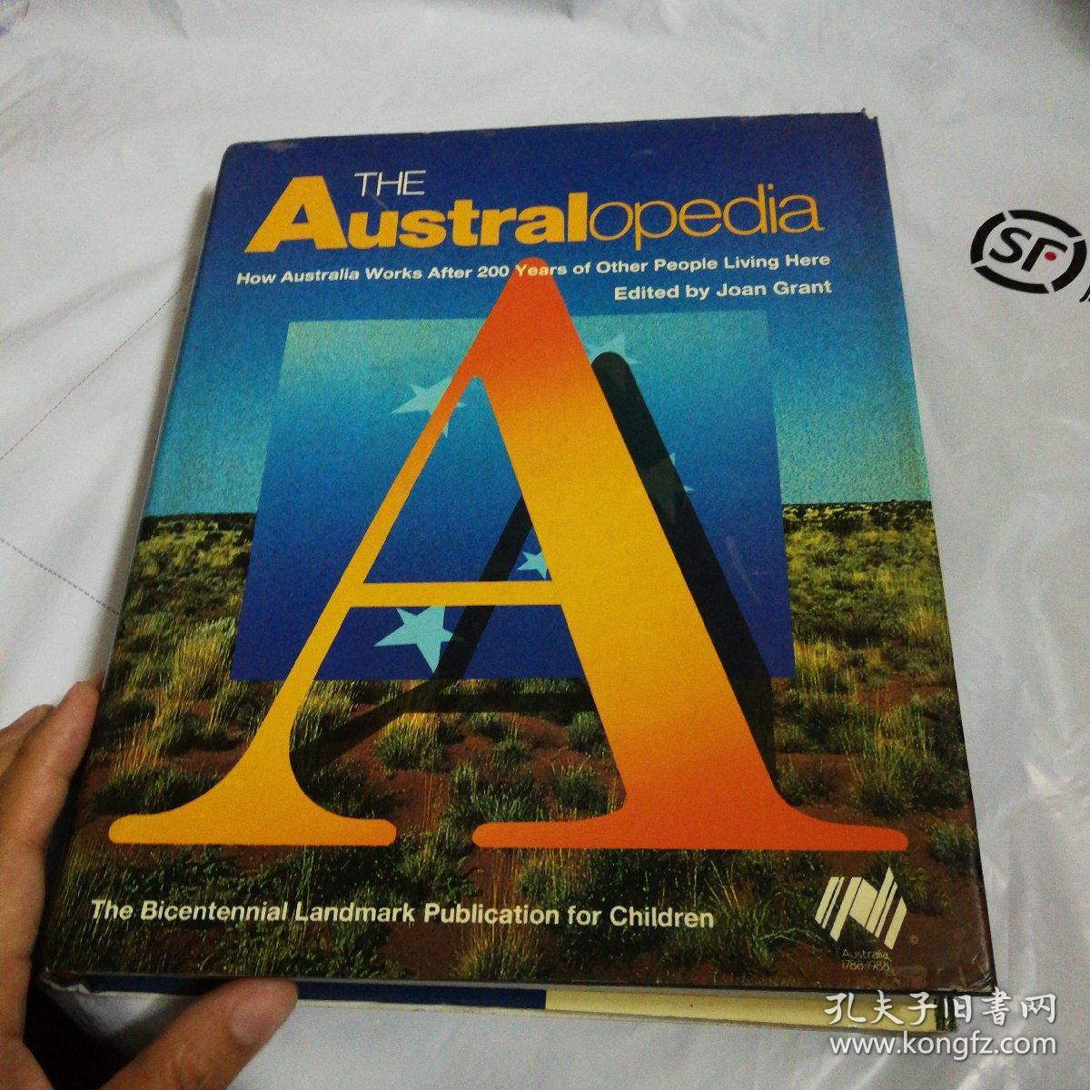 THE Australopedia ，精装，英文原版