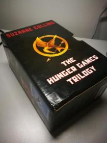 【The Hunger Games Trilogy】《饥饿游戏》三部曲捆绑包（带书盒）English Edition
