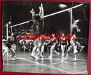 1979年体育摄影作品展新闻展览照片--女队甲级排球赛四川VS八一