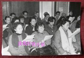 老照片：上海乐团练唱室~1981年2月15日【国立福建音乐专科学校（简称国立福建音专）、上海音乐学院——周遇春家庭系列】