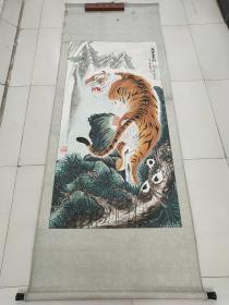 原装原婊手绘～虎震君羊山圗～落款刘烁作品