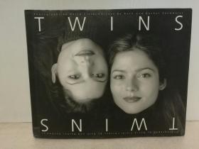 双胞胎：你是我的镜子和另一个我 大型画册摄影集 Twins （家庭）英文原版书