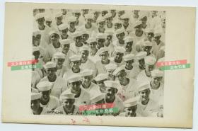 1930年代外国海军士兵笑脸合影照片明信片，背面有外国照相馆的广告文字，含洗印价格等