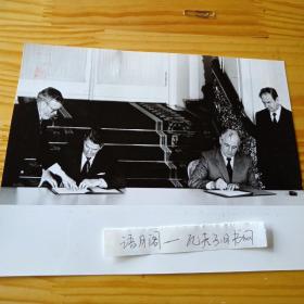 1988年，里根总统照片2张～上有戈尔巴乔夫，外媒原版照片